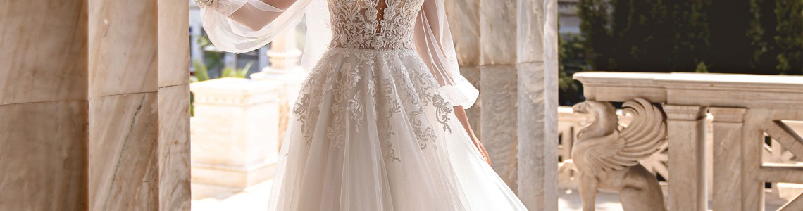 10 Tips for Finding the Perfect Wedding Dress