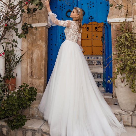 Destination Romance: A Lightweight and Breezy Wedding Gown